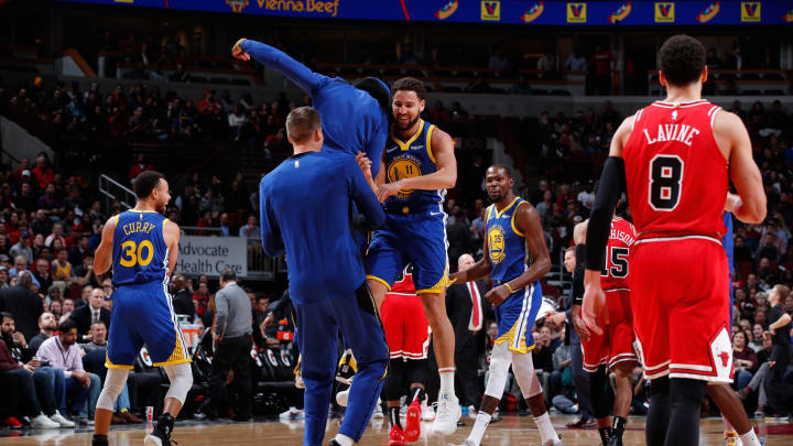 Watch: Klay Thompson Sets NBA Record With 14 Threes vs. Bulls