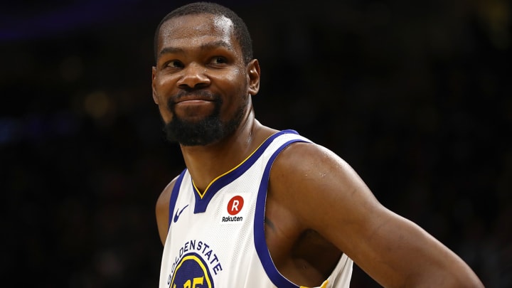 Kevin Durant Won't Leave the Warriors, But Maybe He Should