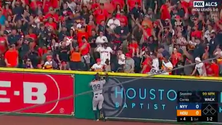 Astros–Yankees Gets Weird With Potential Interference, Double Stuck in Fence