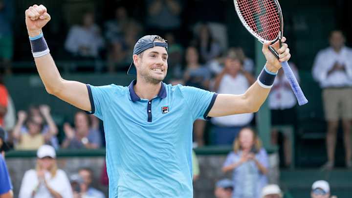 Top-seeded John Isner wins third Hall of Fame title