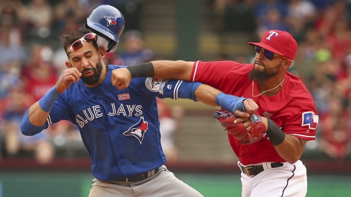 Watch: Blue Jays, Rangers brawl after takeout slide