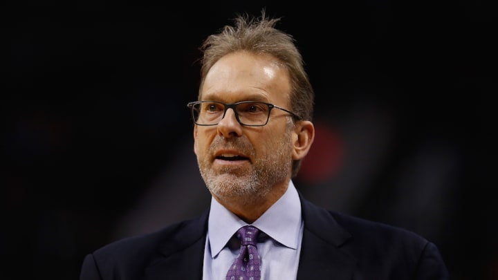 Report: Phil Jackson pushing Knicks to keep Kurt Rambis as head coach