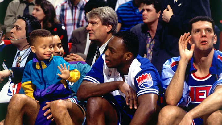 Watch: Stephen Curry, Dell Curry star in 90's Burger King commercial