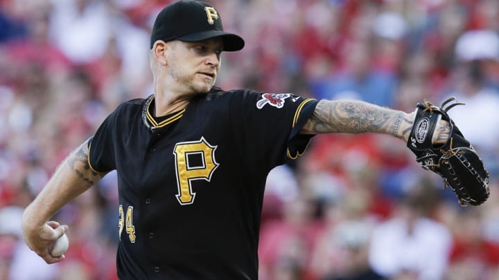 Injuries to Pirates' Burnett, Giants' Panik could impact NL wild card