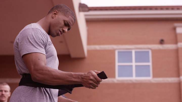 Training with Byron Jones: Breaking records and rising up NFL draft boards