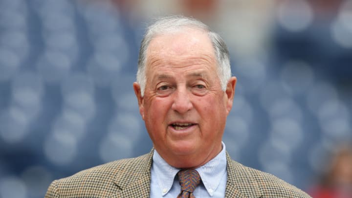 Phillies interim CEO: Team won't contend until at least 2017