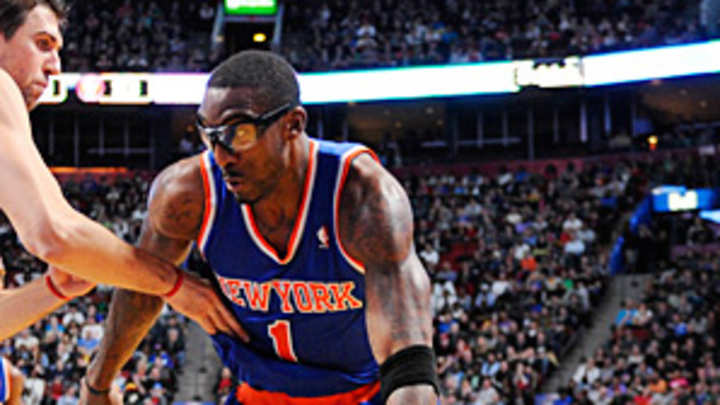 Knicks' Amar'e Stoudemire expected to miss six weeks after knee procedure