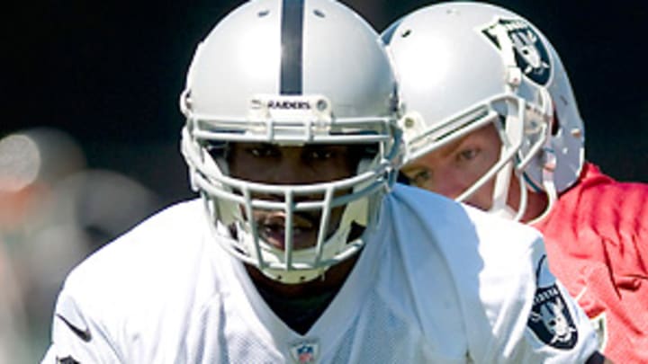 Raiders' McFadden wants to finally put injury woes behind him