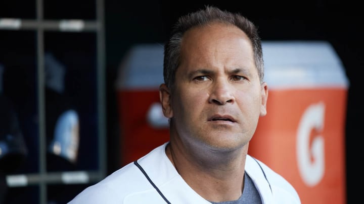 MLB Investigating Domestic Abuse Allegations Against Omar Vizquel