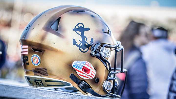 Navy Offensive Guard David Forney Dies at Age 22