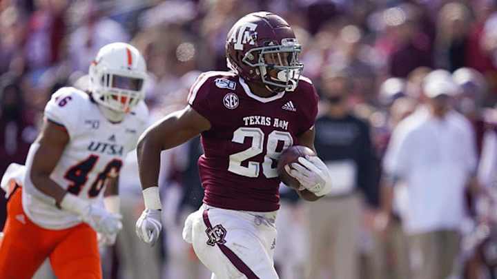 Texas A&M Star RB Isaiah Spiller Heading To NFL