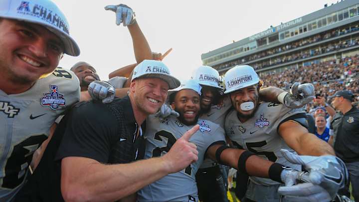 Former UCF HC Scott Frost Under Fire at Nebraska, Leads Huskers in First Game Today