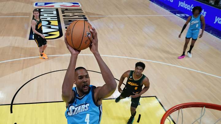 Evan Mobley Silently Stole The Show In Rising Stars Competition