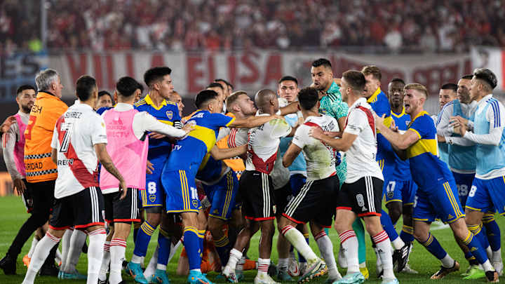 Six Players Sent Off For Fighting After River Plate Score Late Winner To Beat Boca Juniors