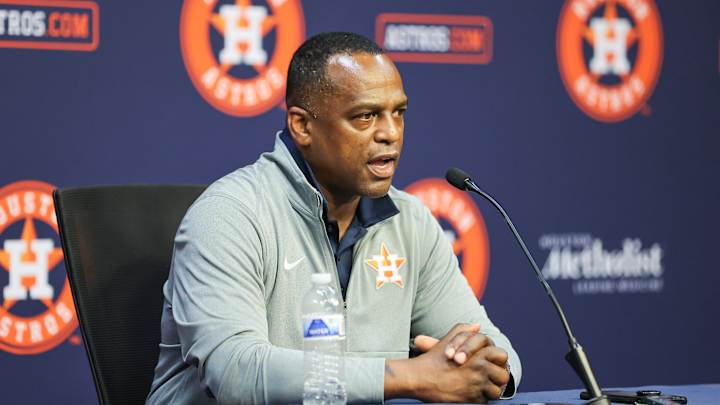 Houston Astros Reportedly In No Rush to Find New Manager