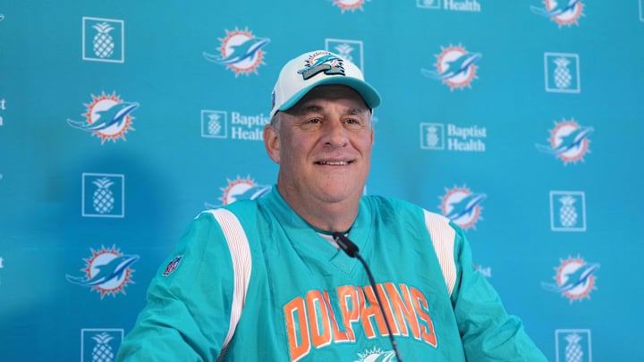 Dolphins Coordinators Complimentary of KC Chiefs Ahead of Wild Card Matchup