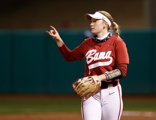 Alabama's Montana Fouts Strikes Out a Career-Best 16 in 4 ...