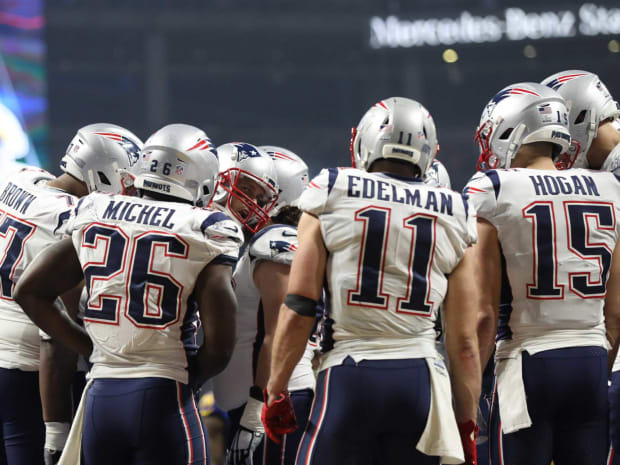 Julian Edelman, Stephon Gilmore ejected from Patriots practice for fighting