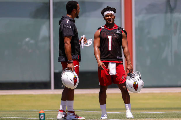 Arizona Cardinals Legend Larry Fitzgerald Praises Kyler Murray's Growth,  Maturity - Sports Illustrated Arizona Cardinals News, Analysis and More