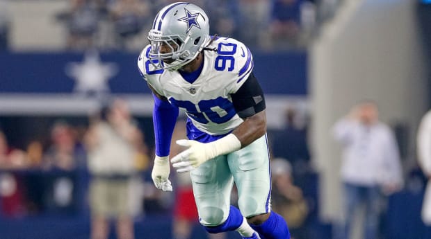 Opinion: Cowboys tagging DE DeMarcus Lawrence is the smart move