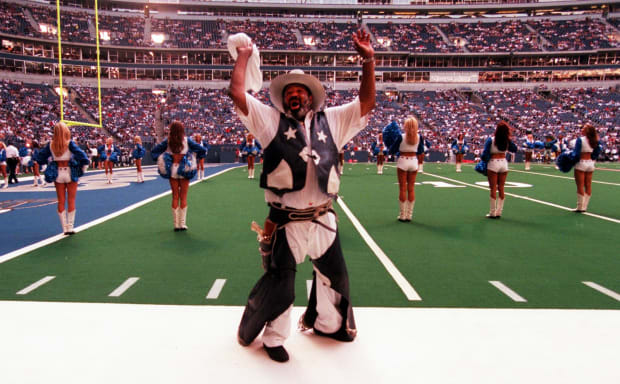 Remove Rowdy!' Dallas Cowboys Fan Petition to Fire Lovable Mascot? -  FanNation Dallas Cowboys News, Analysis and More