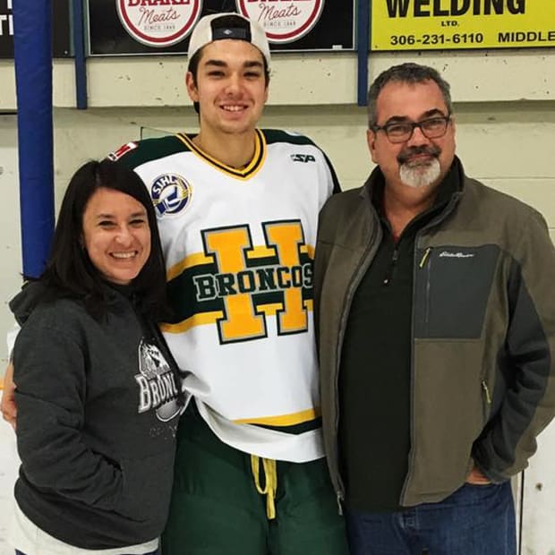 Humboldt Broncos rebuild a year after tragedy - NBC Sports