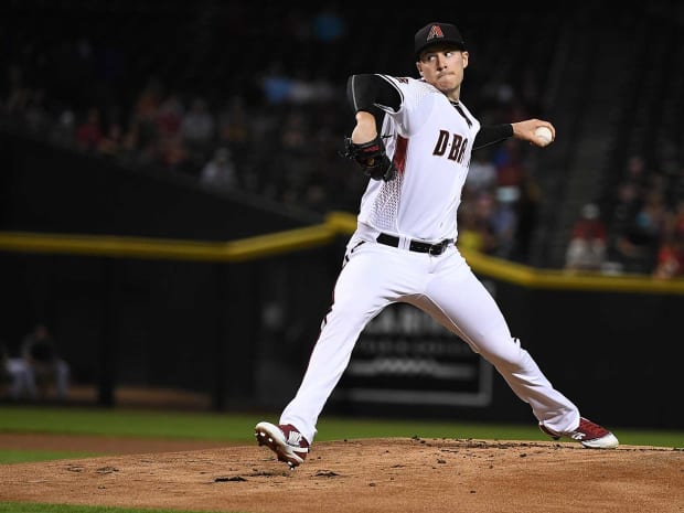 Houston Astros surge past sloppy Yankees to move one win from pennant, MLB