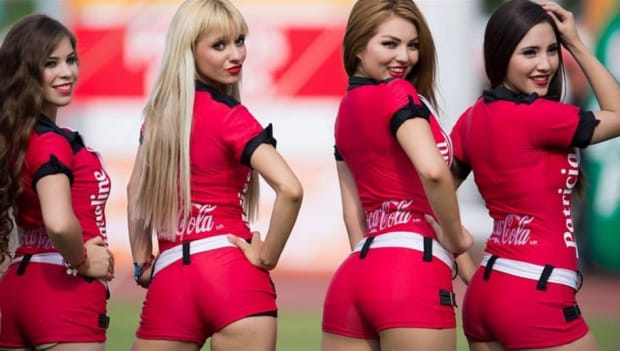 MADRE MÍA! | Las edecanes más sexys de la liguilla de la Liga MX - Sports  Illustrated