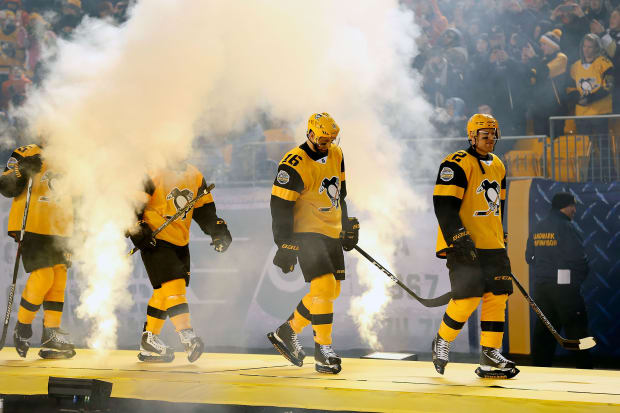 February 25, 2017 Pittsburgh Penguins Stadium Series Second Period Game  Worn Jerseys 