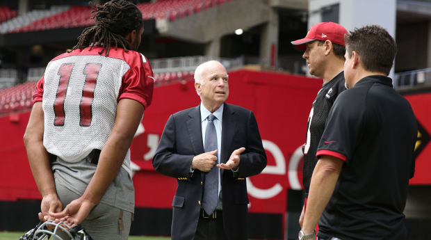 Arizona Cardinals' Larry Fitzgerald pens letter to Sen. John McCain