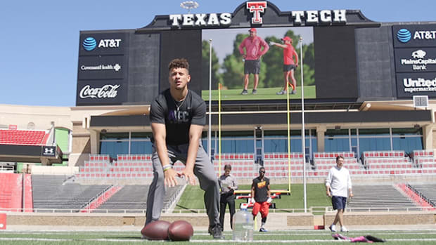 Patrick Mahomes Texas Tech Red Raiders Black Wreck Em Short Sleeve