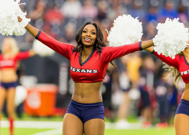 Captivating NFL Cheerleaders: Preseason Week 2 - SI.com Photos