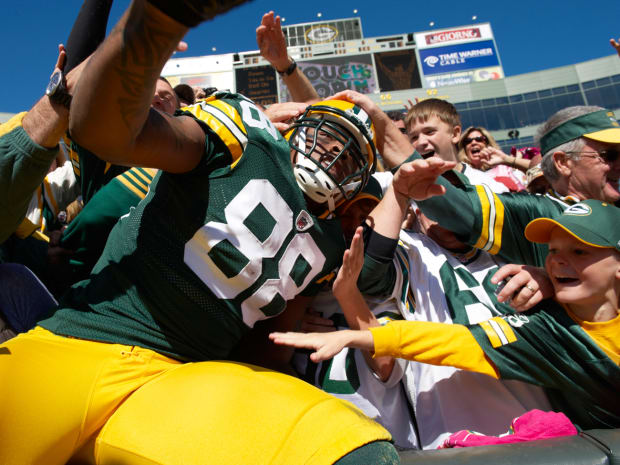 How to Do the Lambeau Leap - Sports Illustrated