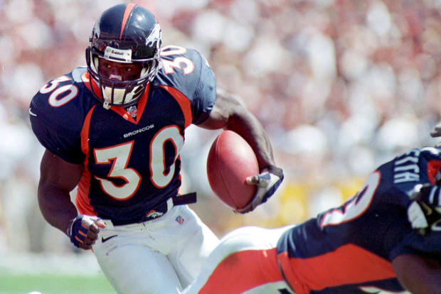 Migraine or concussion? Terrell Davis still isn't sure