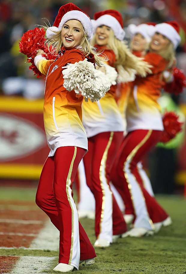 NFL Cheerleaders: Week 16 - Sports Illustrated