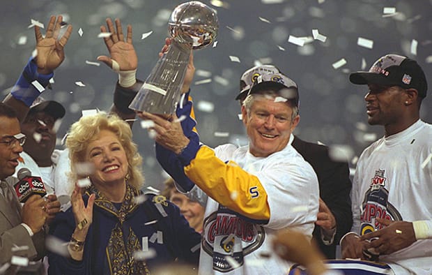 Bill Parcells purchased Lombardi Trophies for the entire Super Bowl XXV  team -- but nobody knew