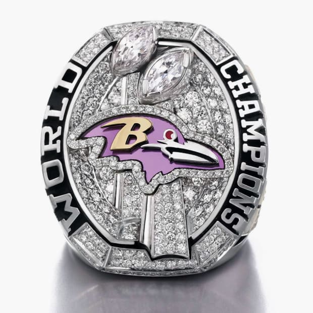 Ravens' 2000 Super Bowl ring sells at auction for $23,275