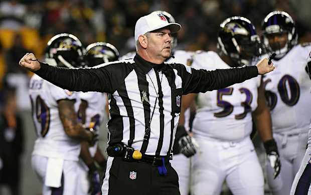 Nothing 'part time' about Ed Hochuli's approach to game as NFL's most  famous referee