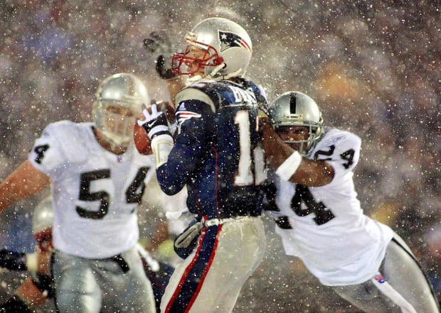 Tom Brady and Wes Welker Playing Catch During Deflategate Suspension