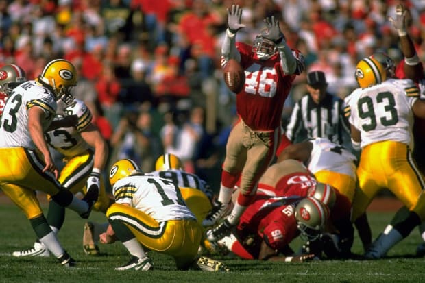 Lot Detail - 1960s Ray Nitschke Green Bay Packers Tackles Fellow Hall of  Famer Lenny Moore Original 8 x 10 Photo