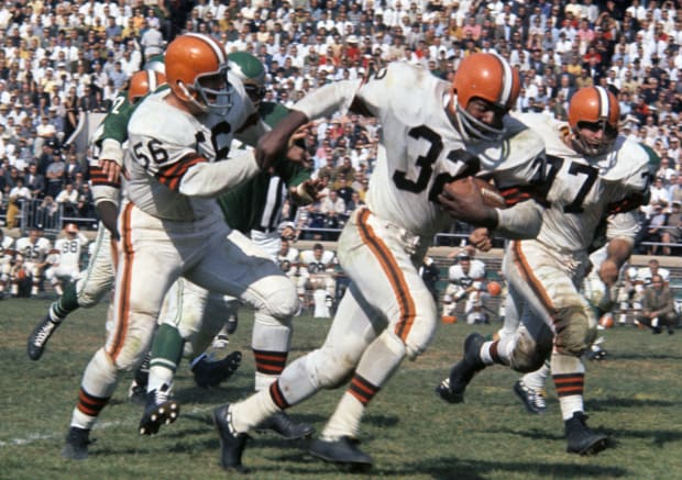 Why Jim Brown remains the standard of NFL greatness - Sports Illustrated