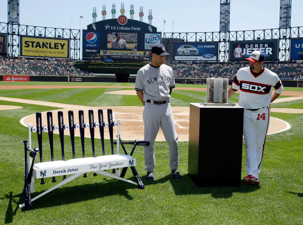 mlb jersey fit