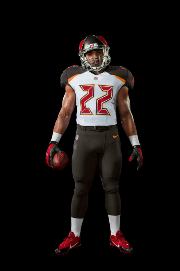 New Tampa Bay Buccaneers uniform features throwback orange, reflective  chrome - Sports Illustrated