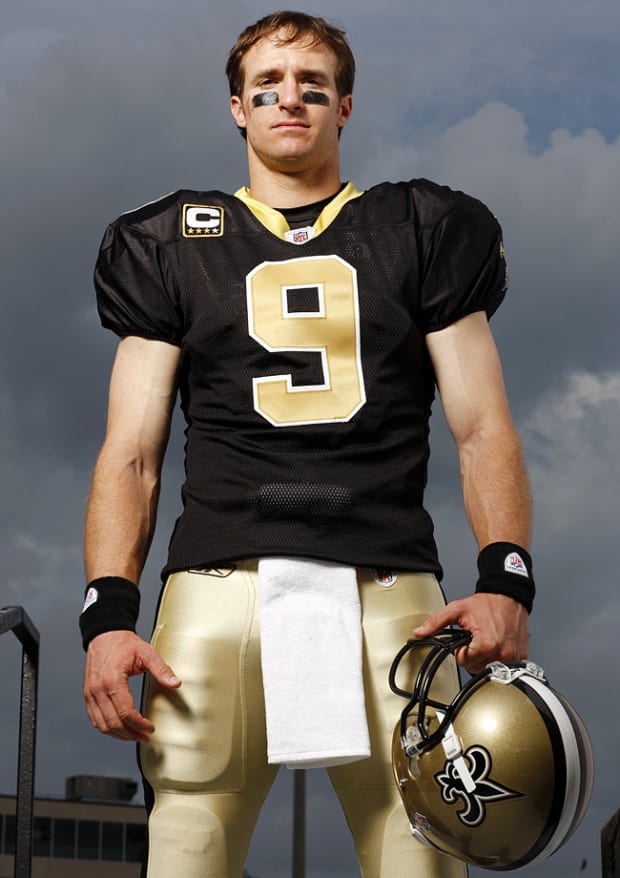 Aug 21, 2010: A fan with an old Drew Brees Jersey from his time with the  Chargers attends the preseason game between the New Orleans Saints and the San  Diego Chargers at