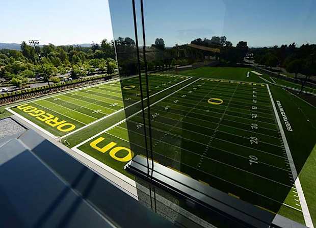 Oregon S Football Facility Behind The Scenes Sports Illustrated