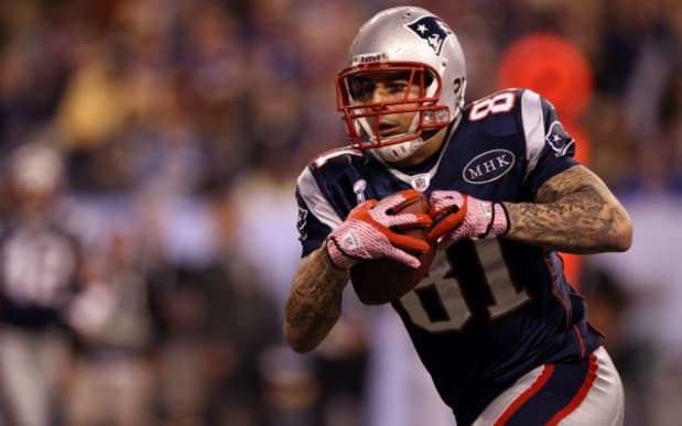 EA removes Aaron Hernandez from NCAA Football 14, Madden NFL 25