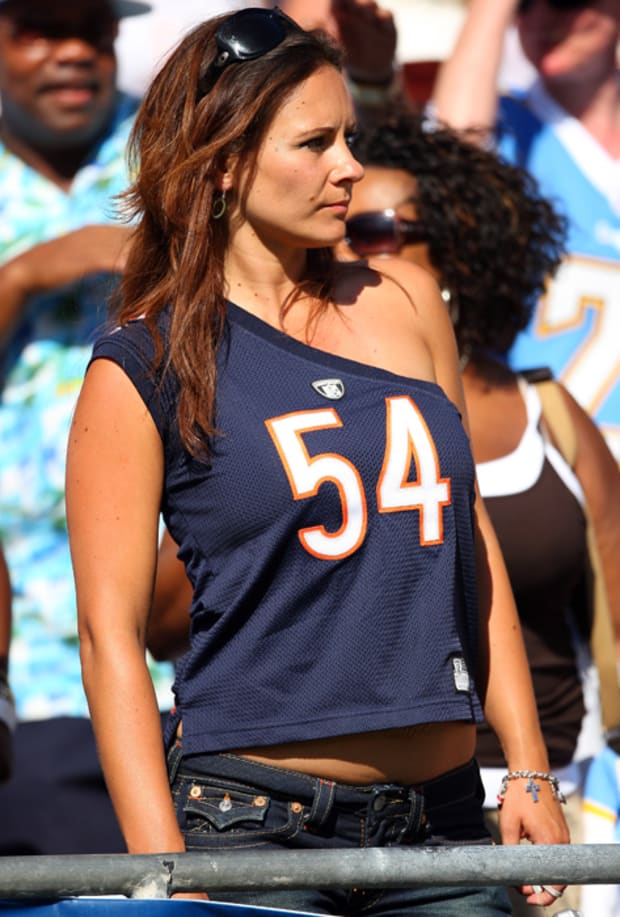 Female Fans of the NFL - Sports Illustrated