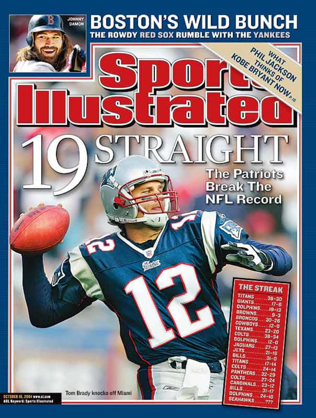 Super Bowl 2004: Tom Brady led Patriots over Panthers - Sports Illustrated  Vault