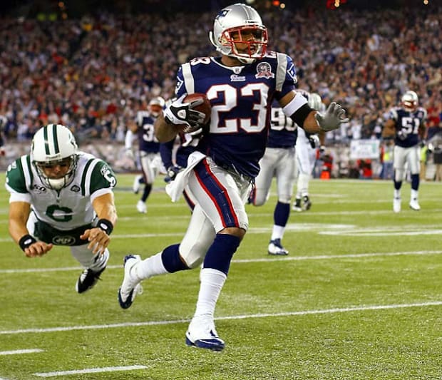 Patriots release cornerback Leigh Bodden - Sports Illustrated