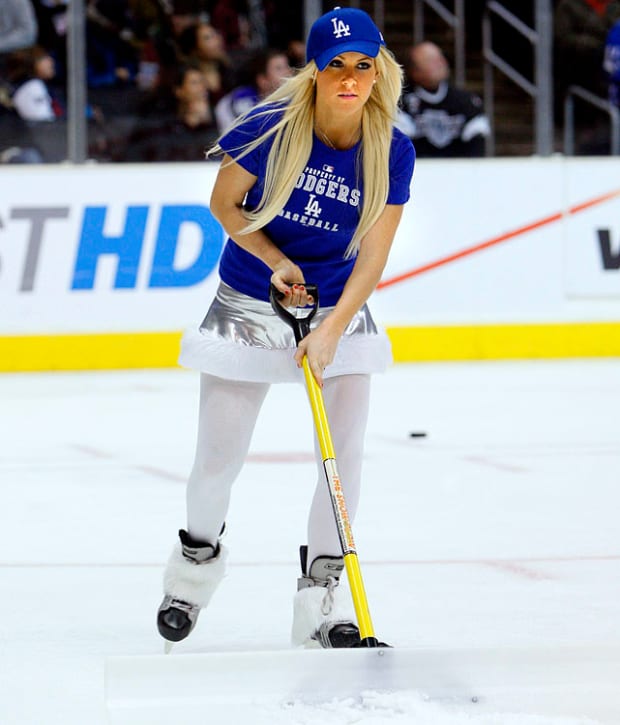 la kings girls jersey